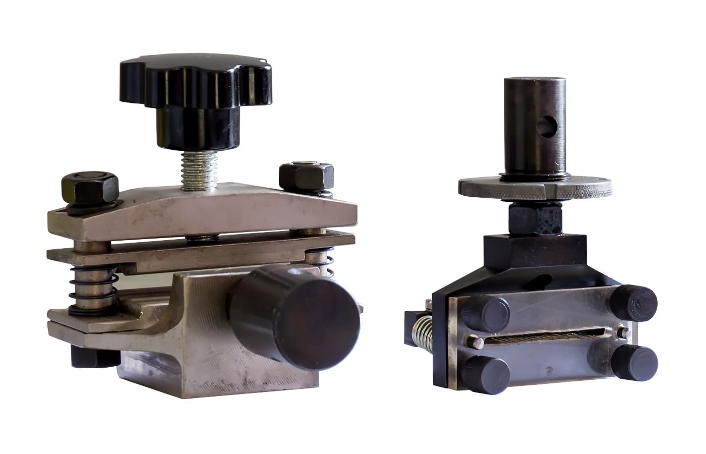 Device for determining friability (up to 0.5 kN)