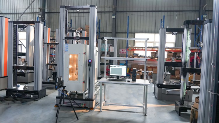 Introducing Next-Gen Universal Testing Machine for Extreme Temperatures,with video extensometer and high and low temperature chamber